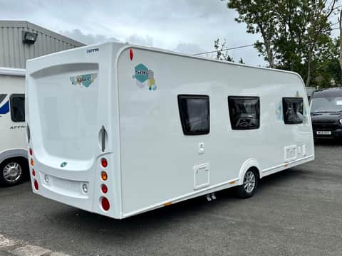 Elddis Xplore 402