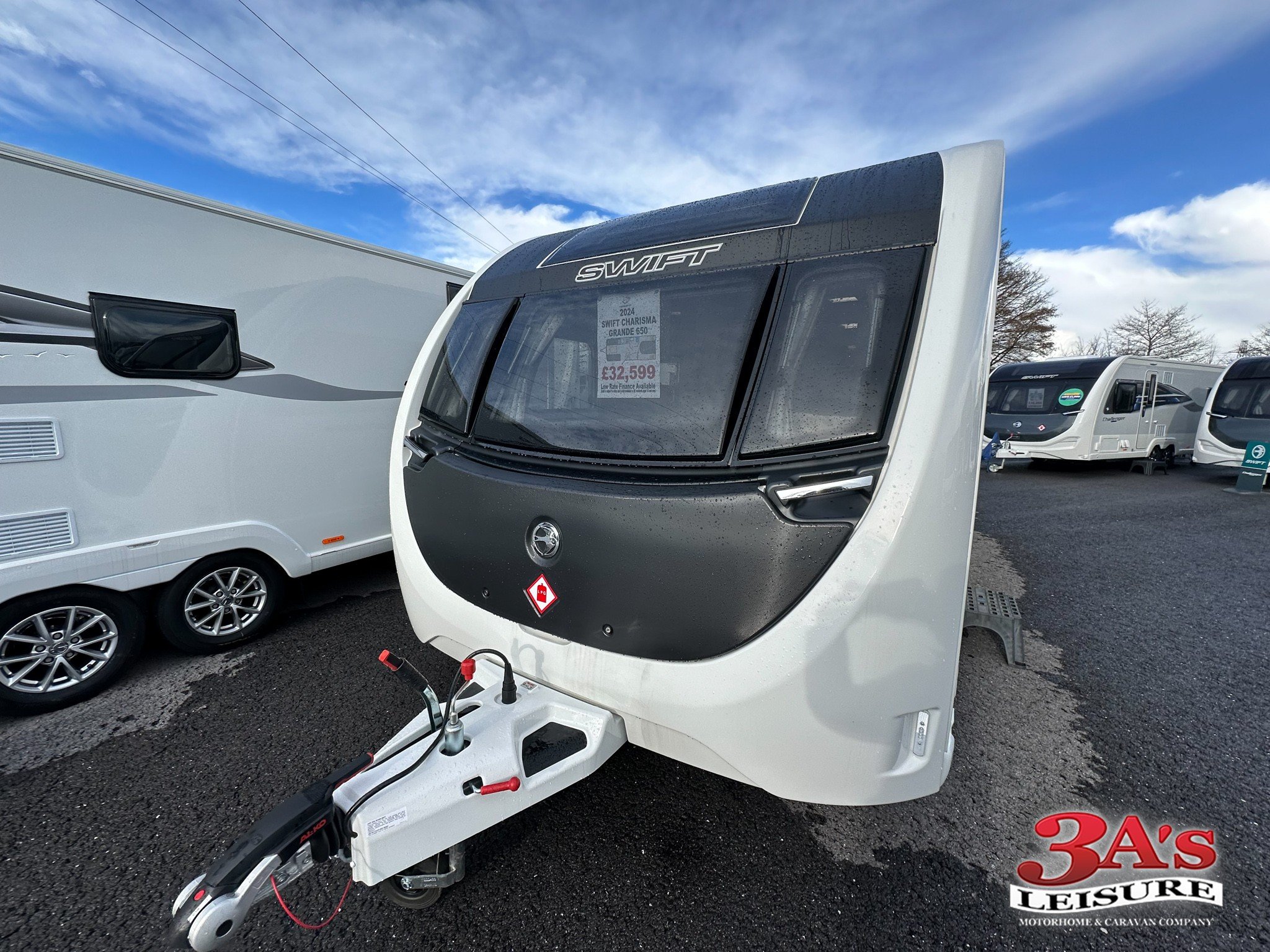 2024 Swift Charisma 650 Grande