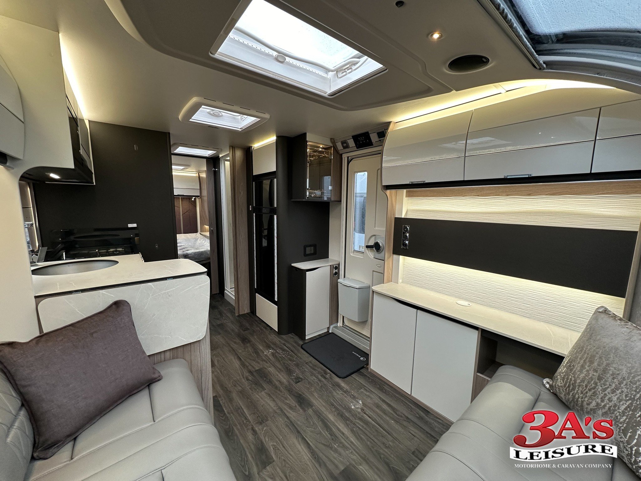 2024 Swift Elegance