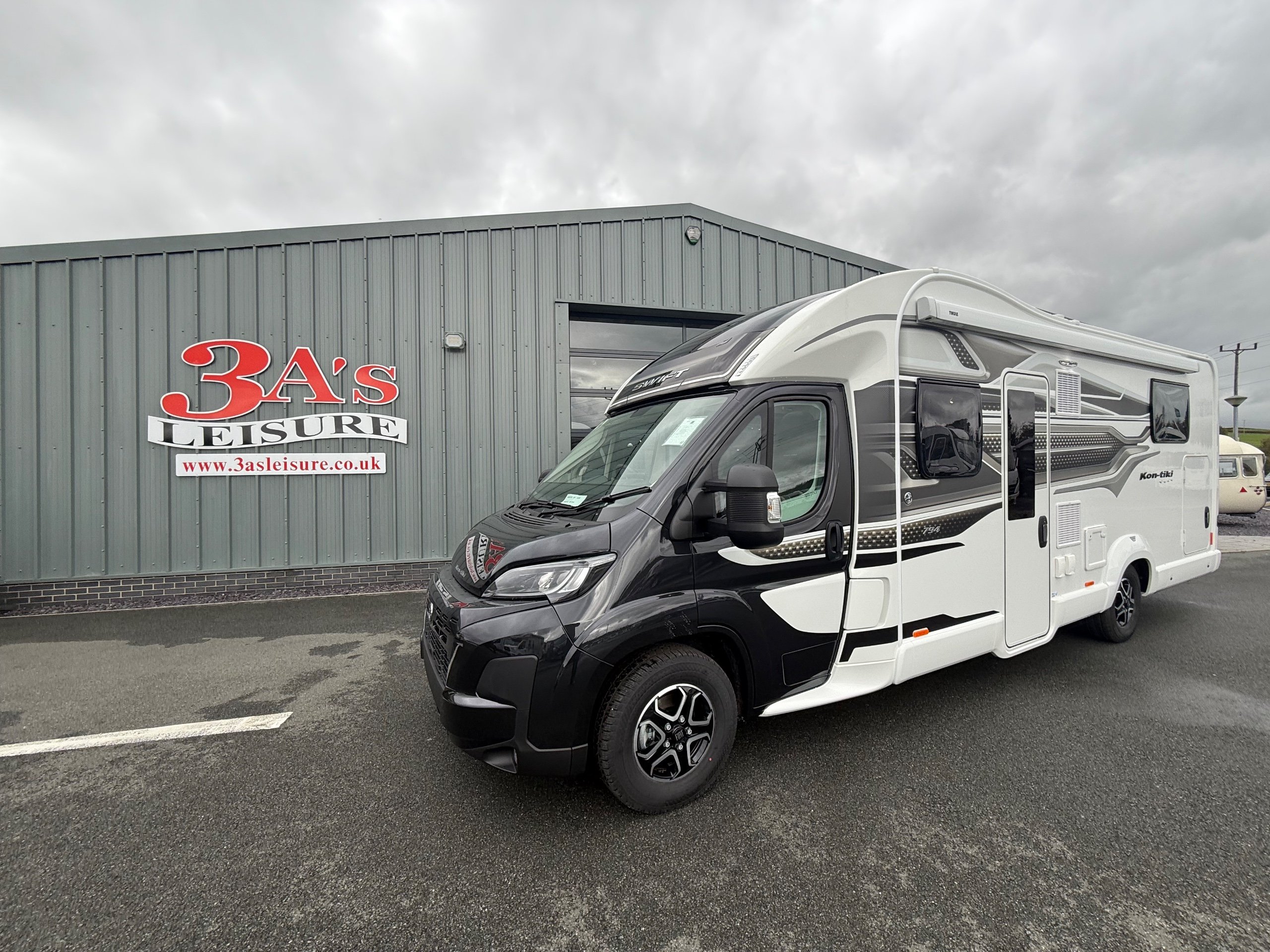 2026 Swift Kon Tiki 794 New 4-Berth Motorhome with Automatic Transmission