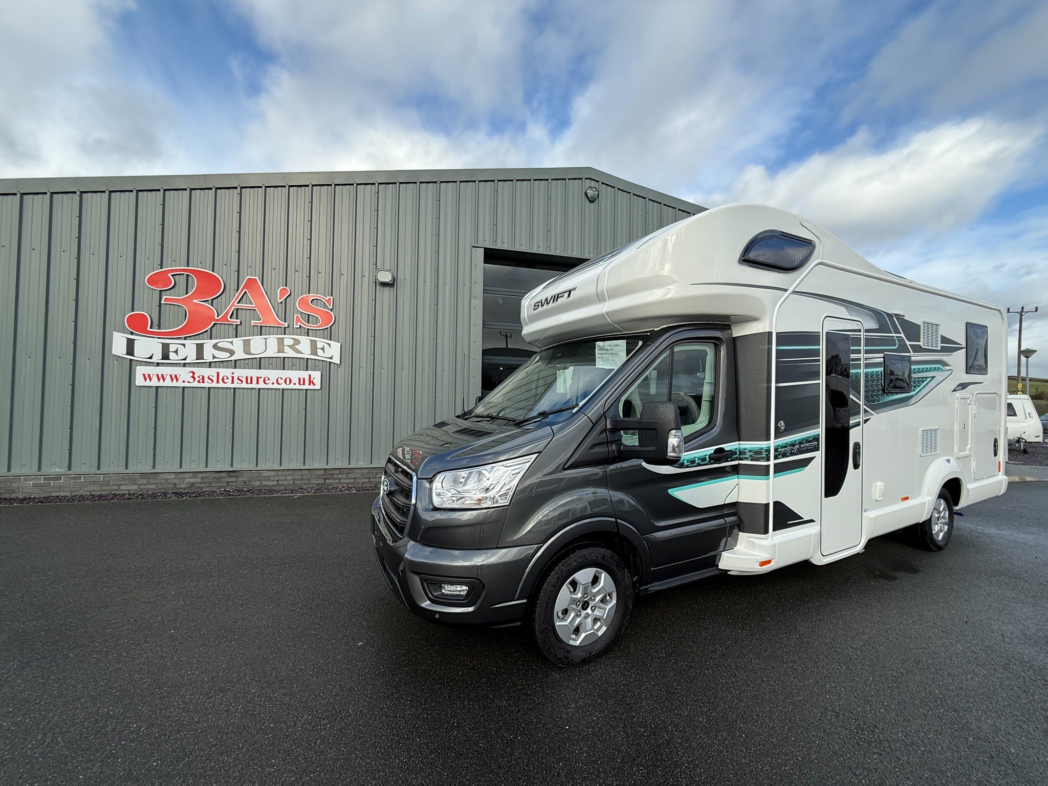 2025 Swift Voyager 485 New 5-Berth Automatic Motorhome