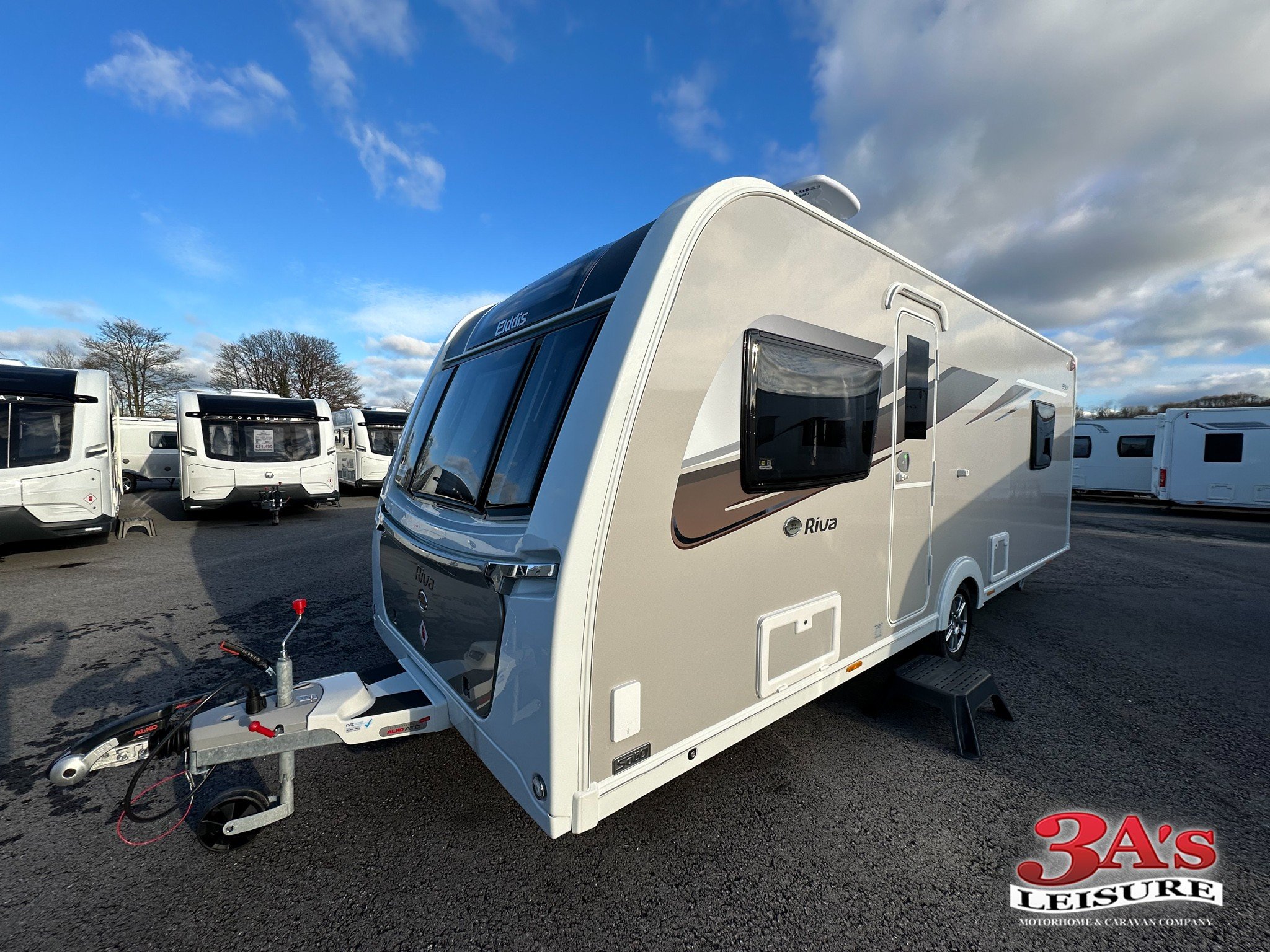 2024 Elddis Riva 550 – 4-Berth Island-Bed Caravan