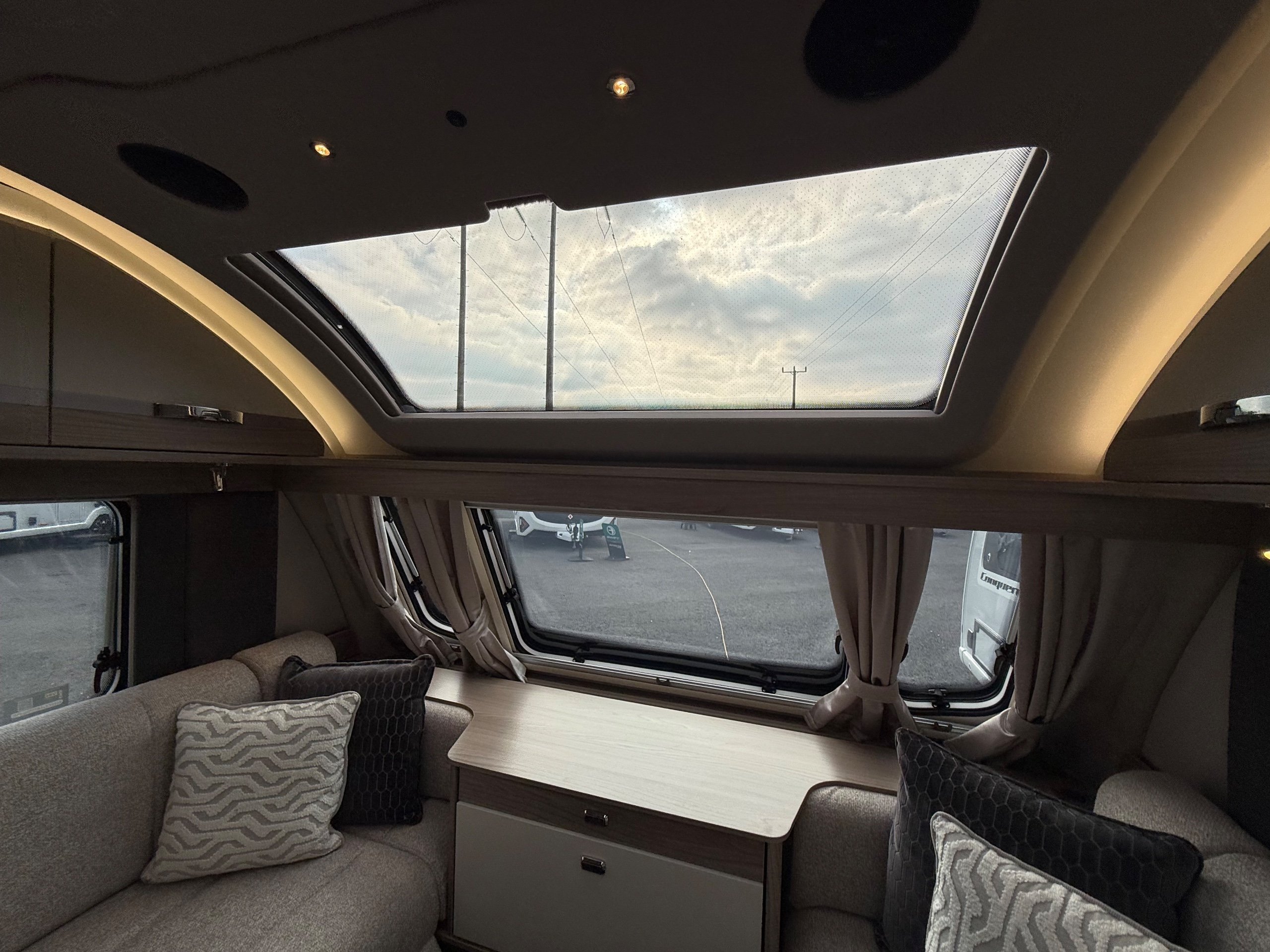 Swift Conqueror 580