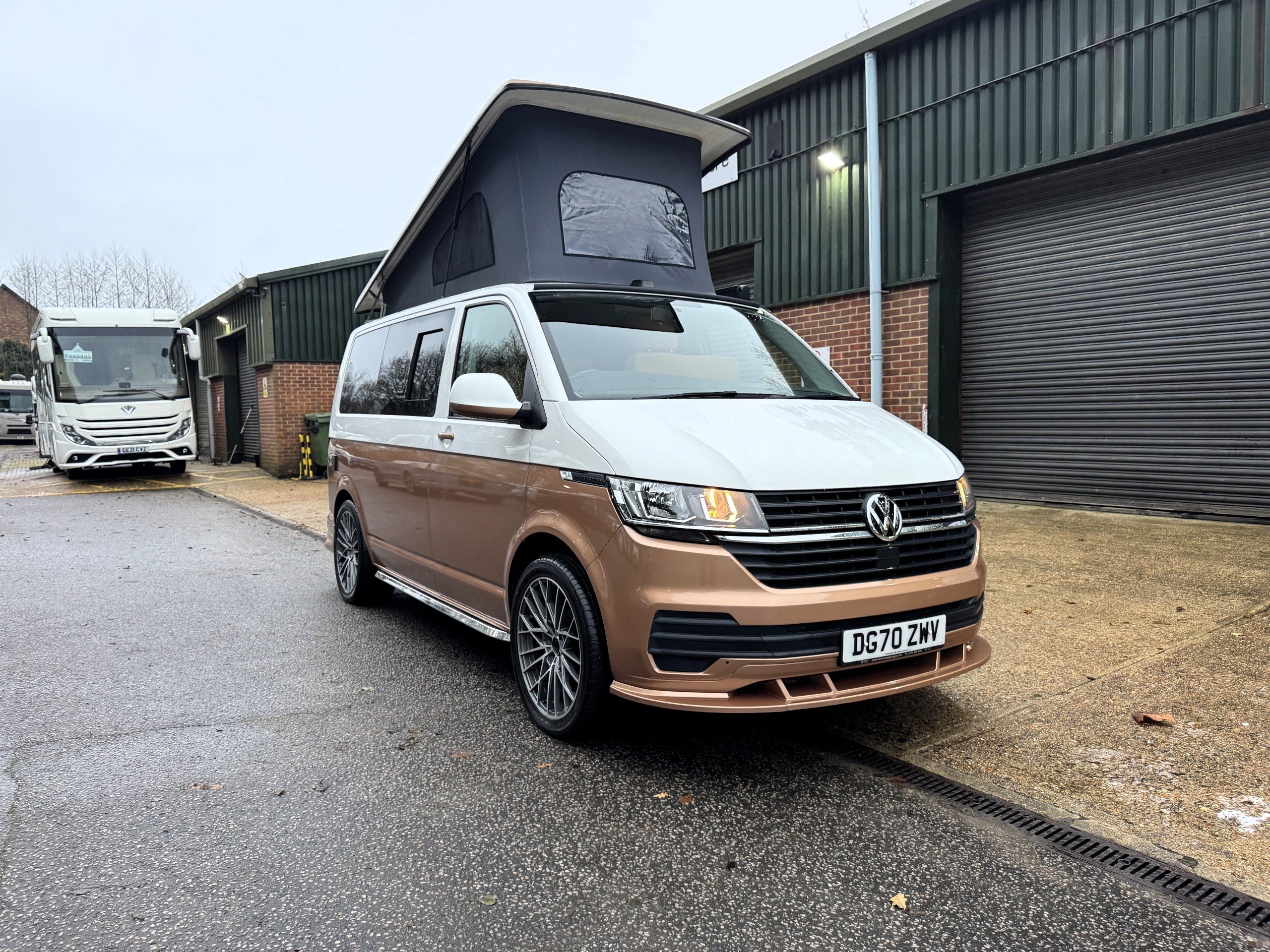 2020 Volkswagen Transporter Platinum Wave Windsor