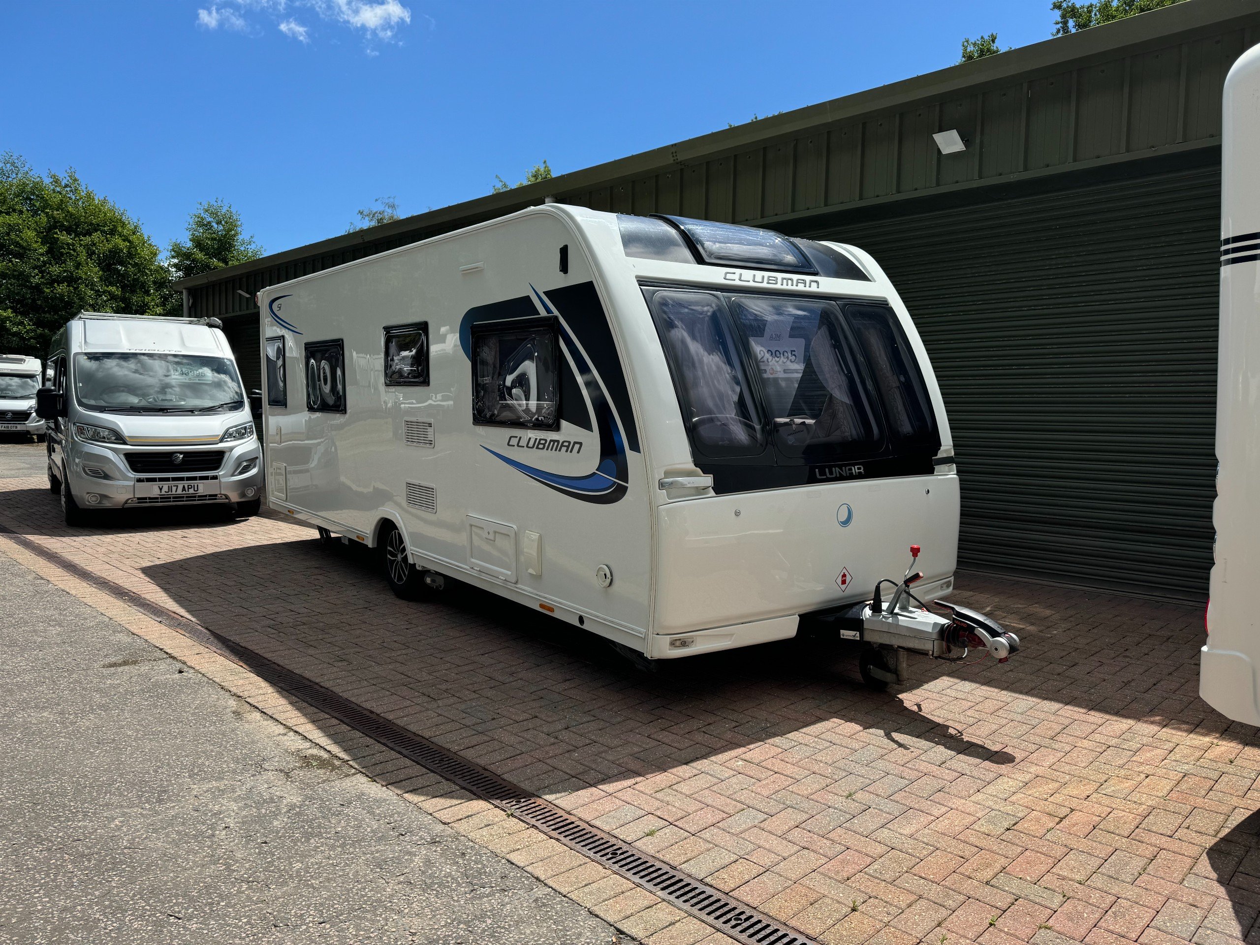 Lunar Clubman Si