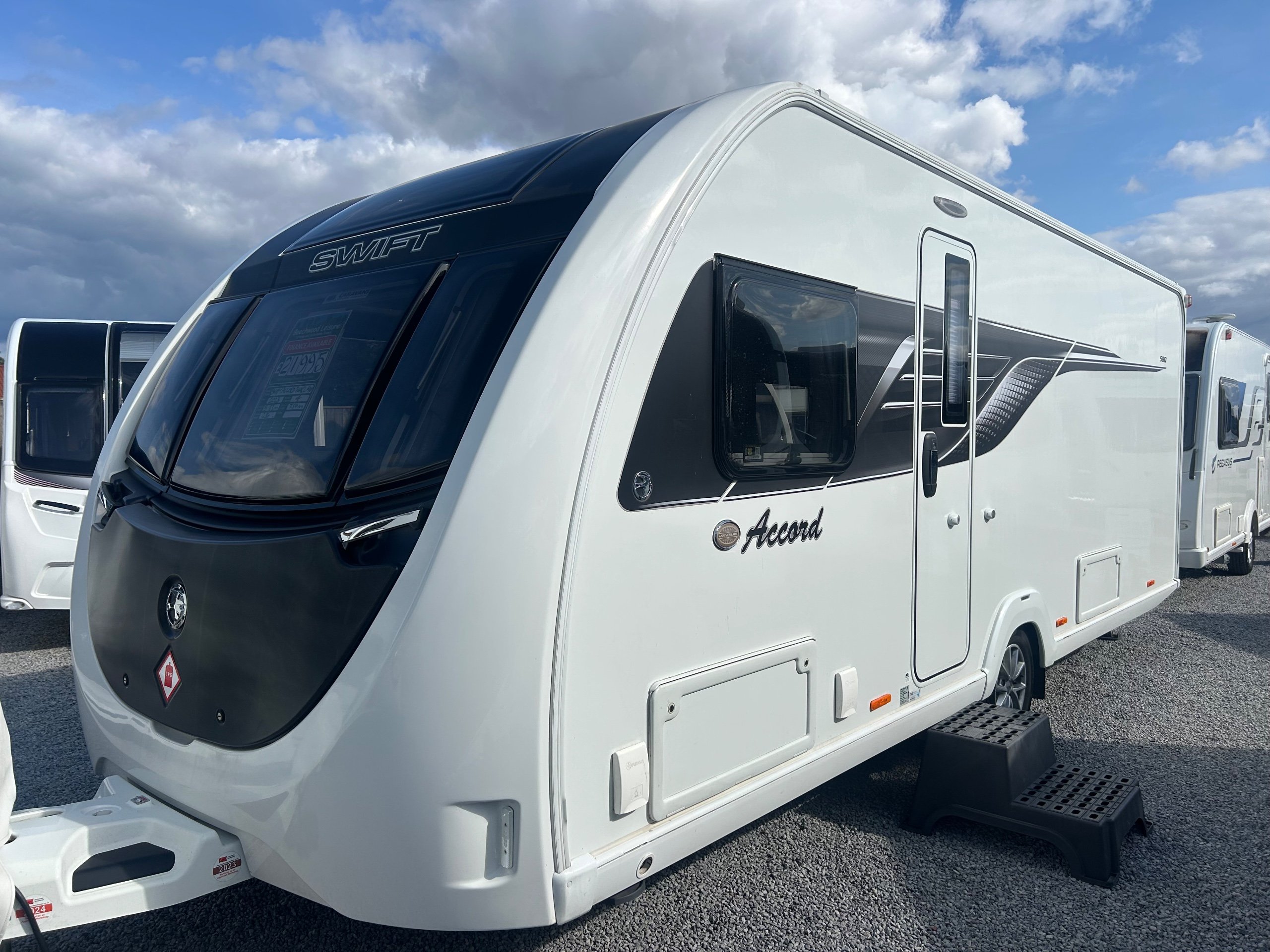 2023 Swift Accord Pearl 580 - 4-Berth with Island Bed and Motor Mover