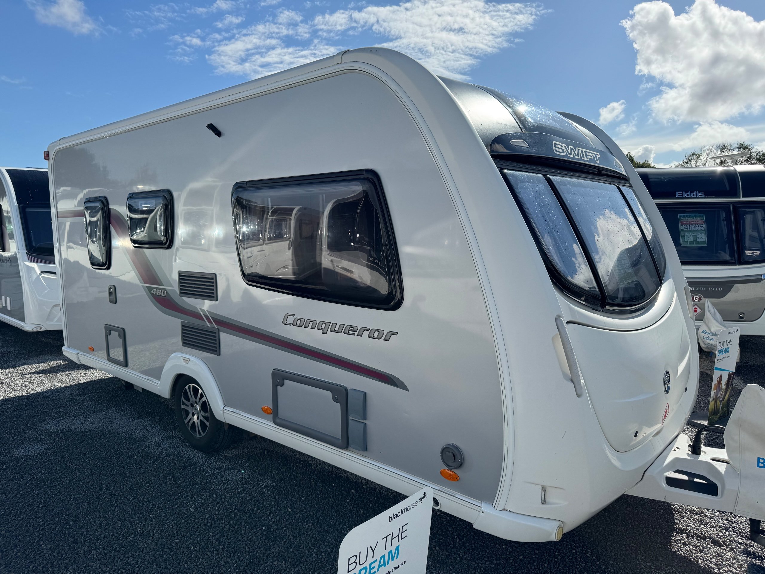 2012 Swift Conquerer 480