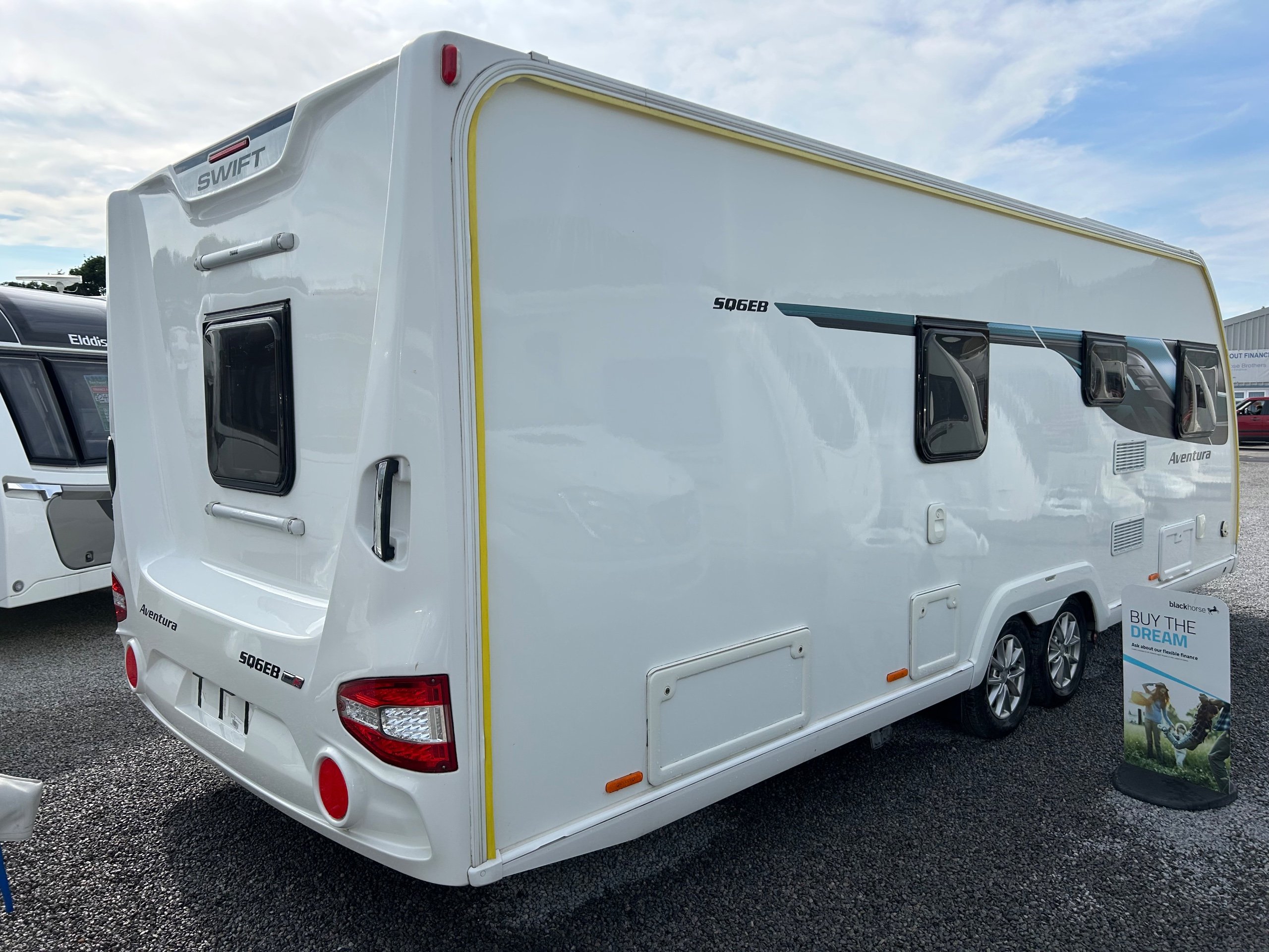 2020 Swift Aventura