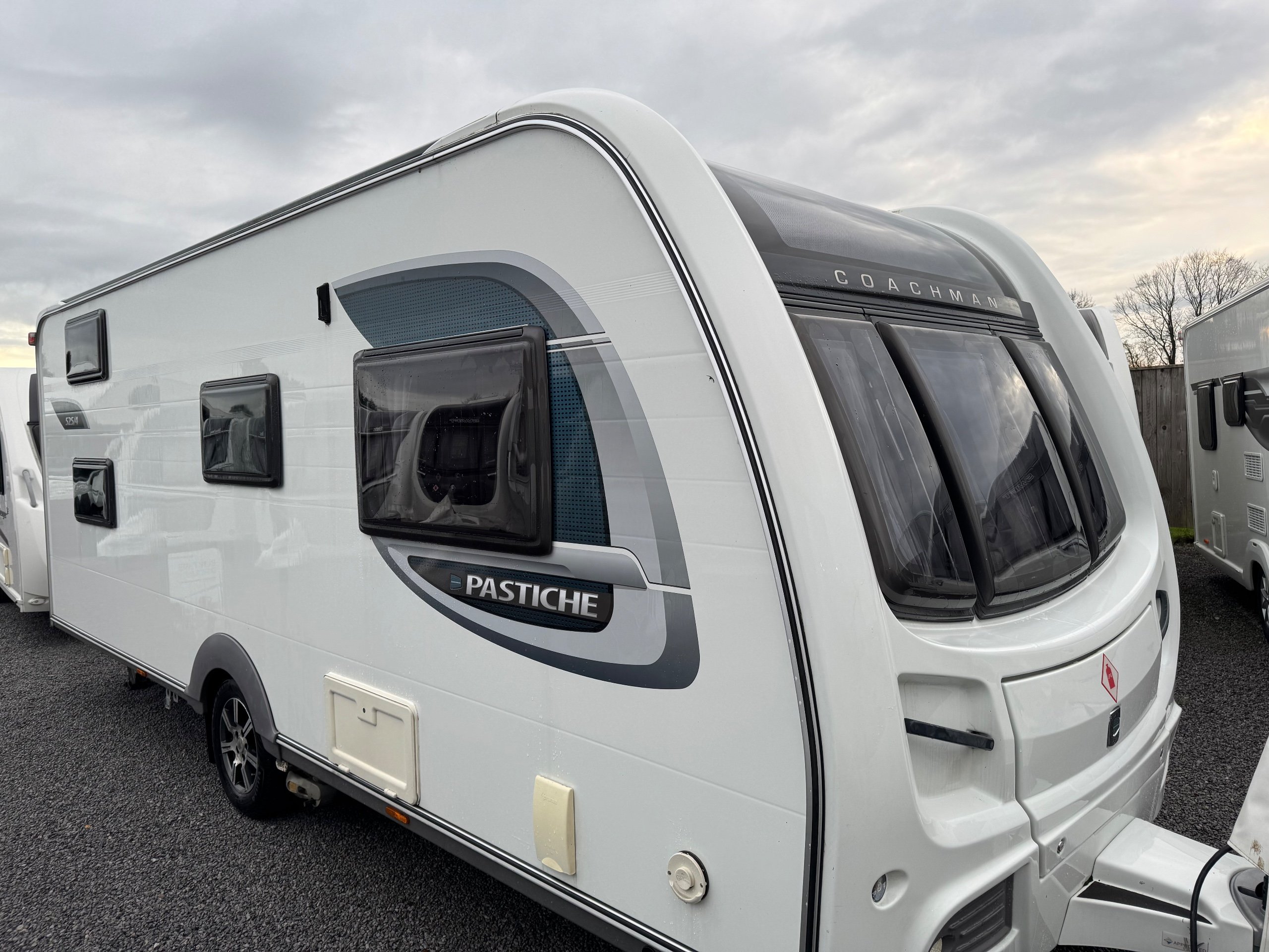Man Coachman Pastiche 525