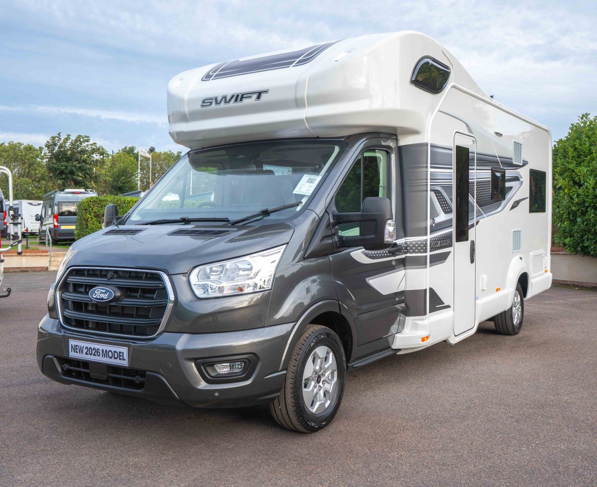 2026 Swift Voyager 475 165BHP Auto