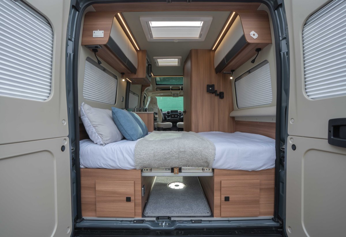 Auto-Trail V-Line 540 SE 140BHP