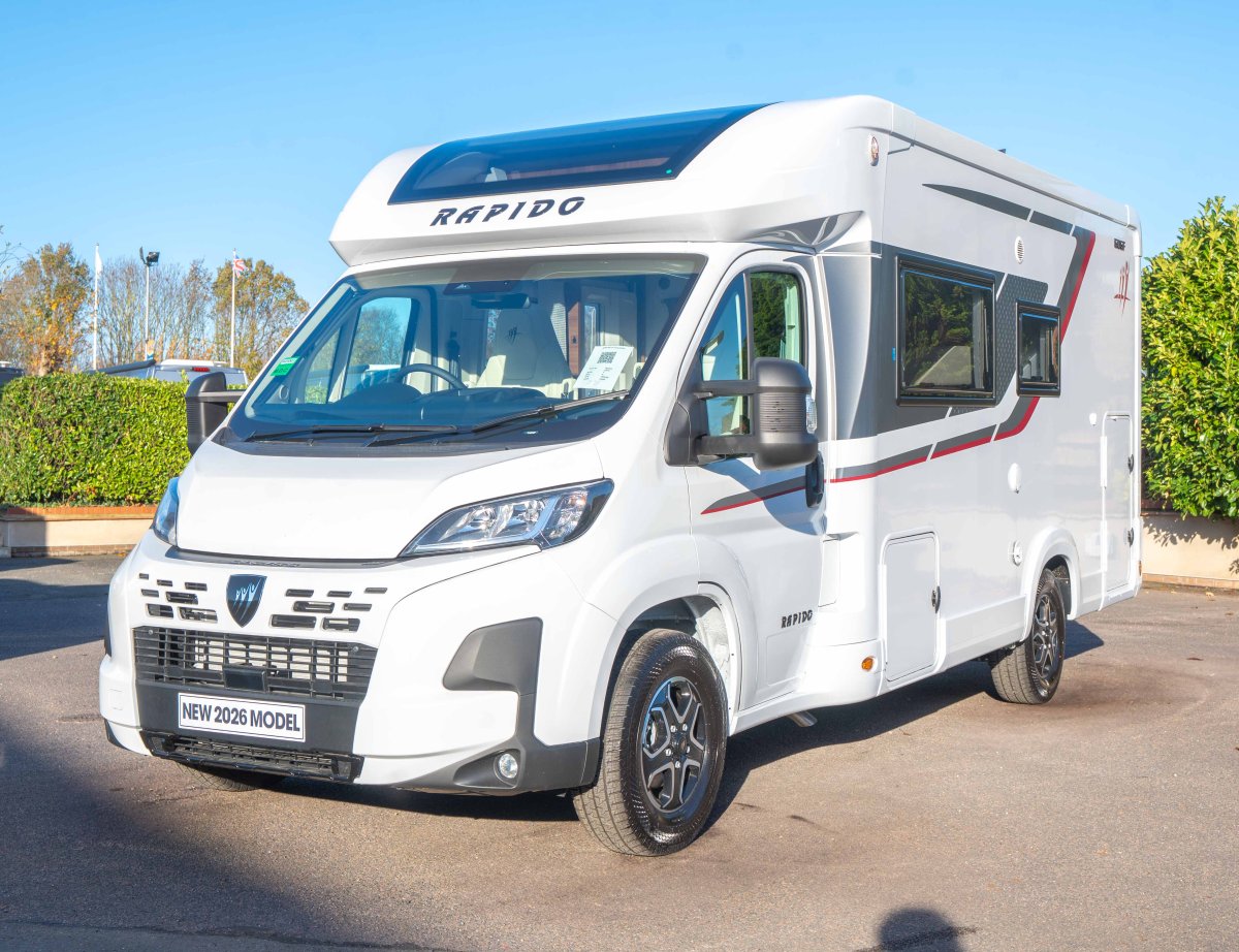 Rapido 606F 140BHP Auto