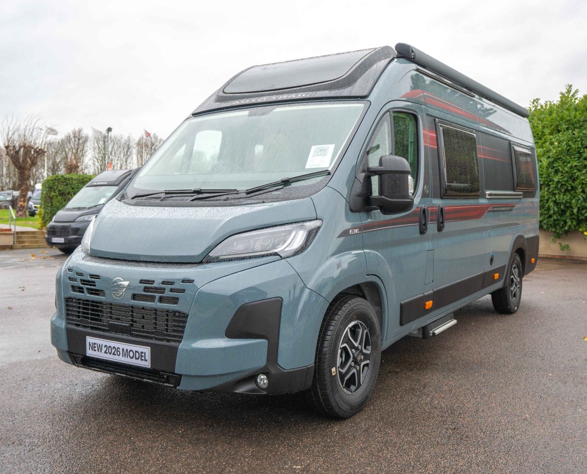 Auto-Trail V-Line 636 SE 140BHP Auto