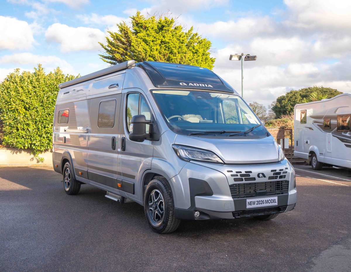 Fiat Adria Twin Supreme 640 SLB 140BHP Auto - Featured