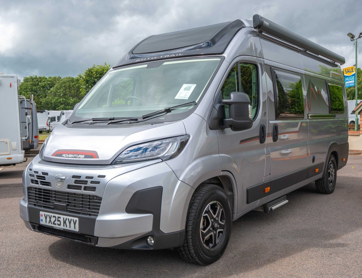 2025 Auto-Trail Adventure 65 140BHP Auto