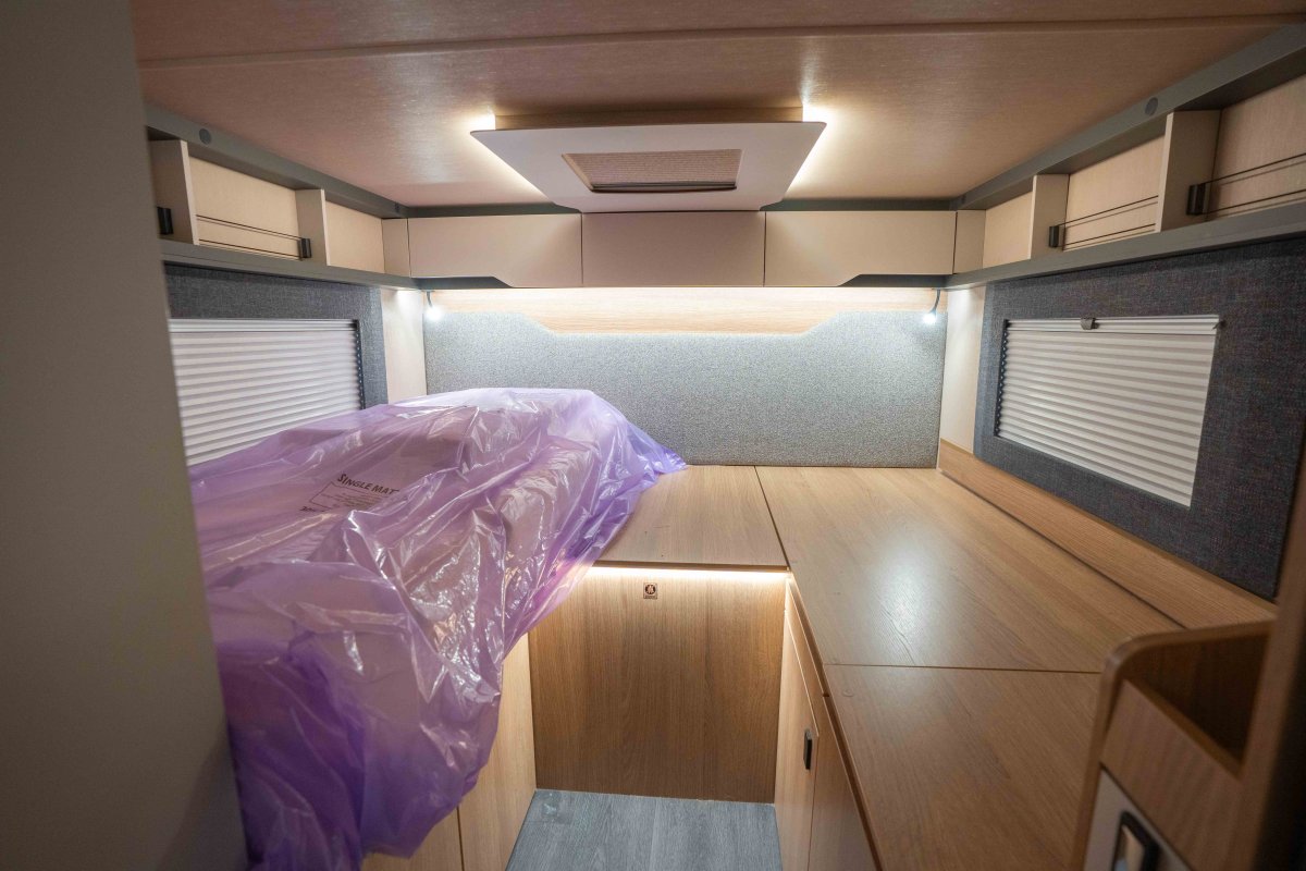 Auto-Trail Excel 690T 170BHP Auto