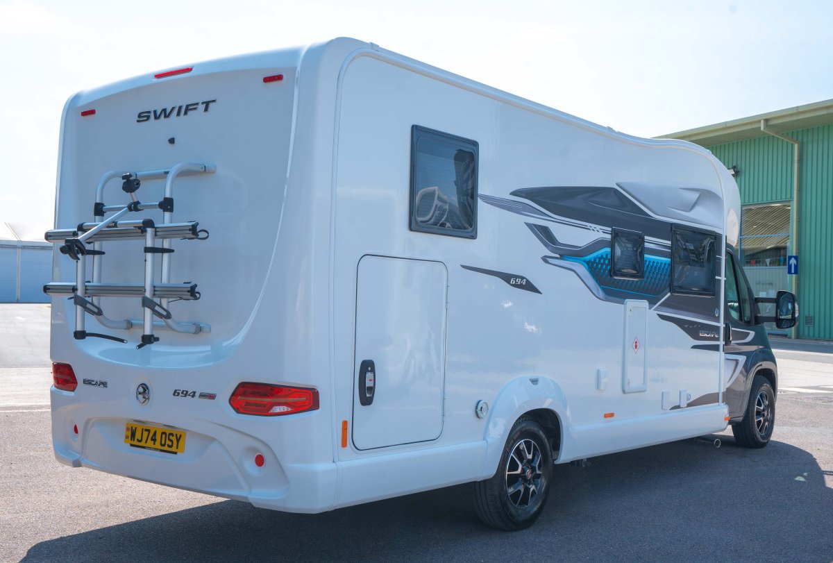 2024 Swift Escape 694 140BHP