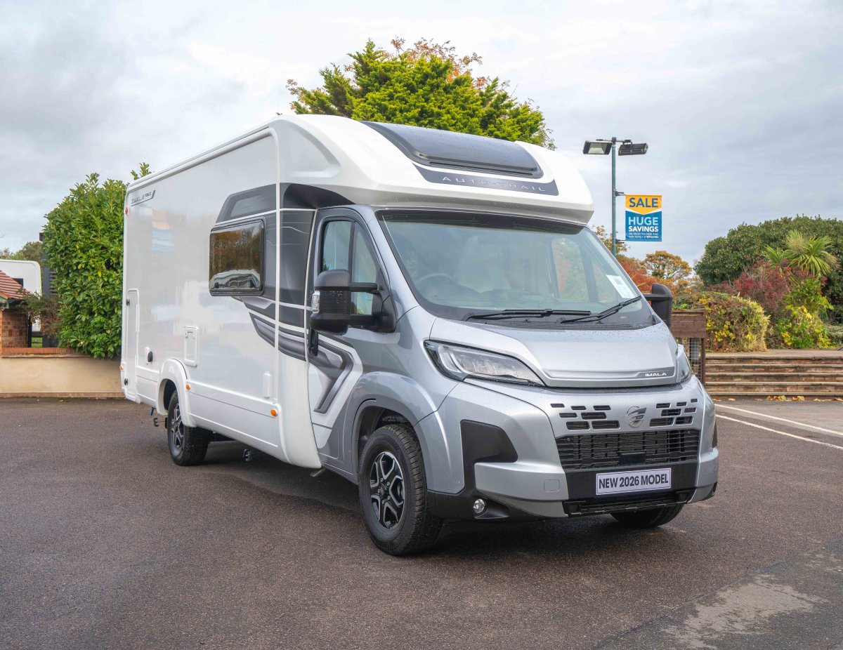 Auto-Trail Imala 736G 140BHP Lo Line (2024) 4-Berth French Bed Motorhome
