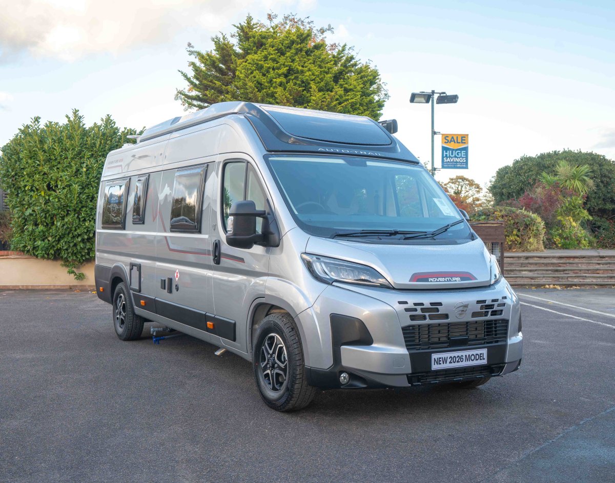 Auto-Trail Adventure 65 140BHP Auto