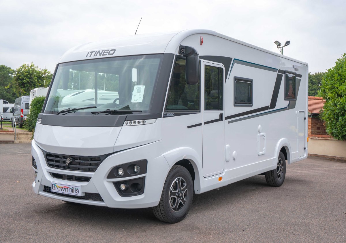 Itineo CJ660 140BHP Auto