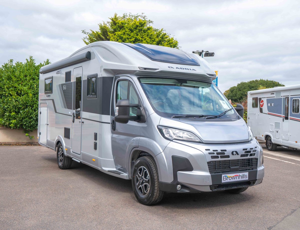 Fiat Adria Coral 670 DL 60Y 140BHP Automatic 3-Berth Motorhome
