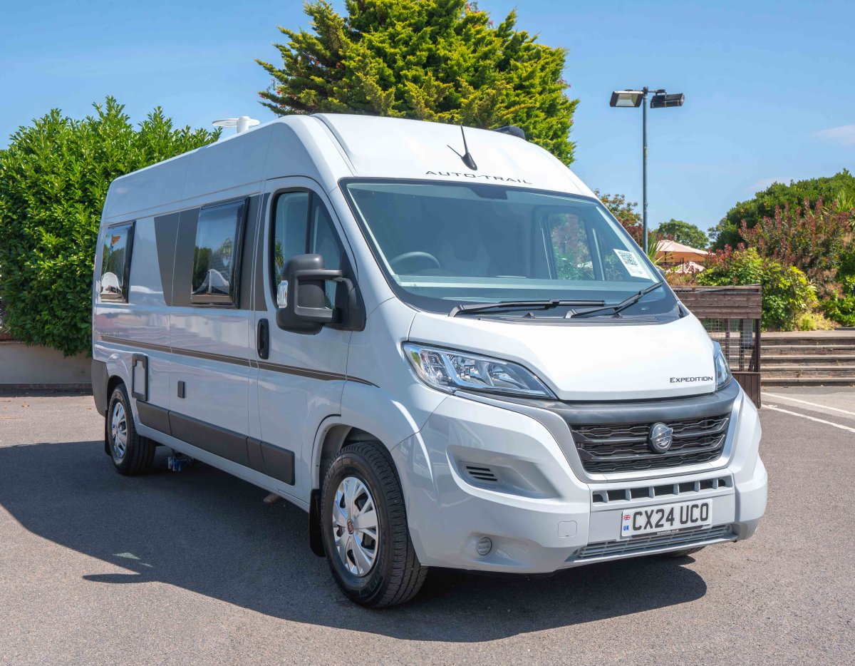 2024 Auto-Trail Expedition 67 140BHP