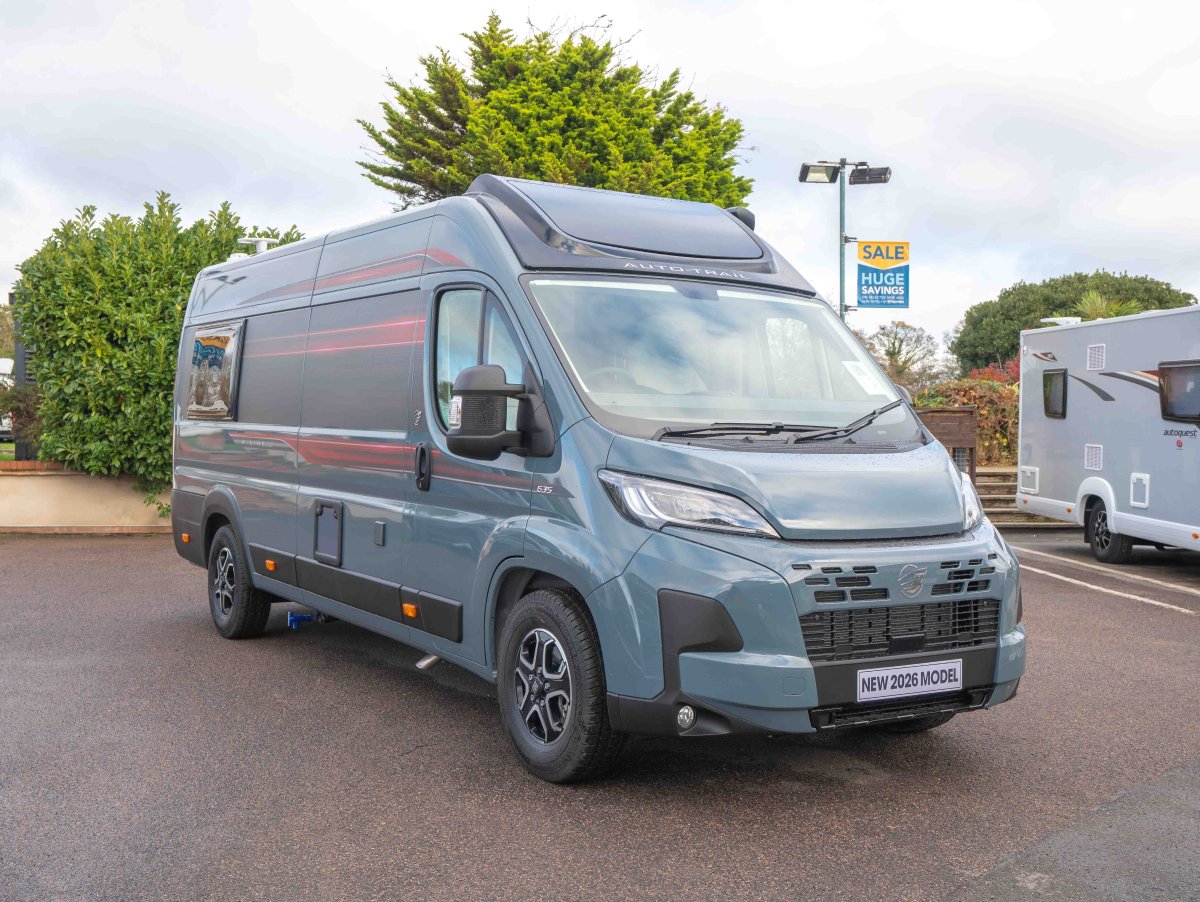 Auto-Trail V-Line 635 SE 140BHP Automatic (2024) Rear-Lounge Campervan
