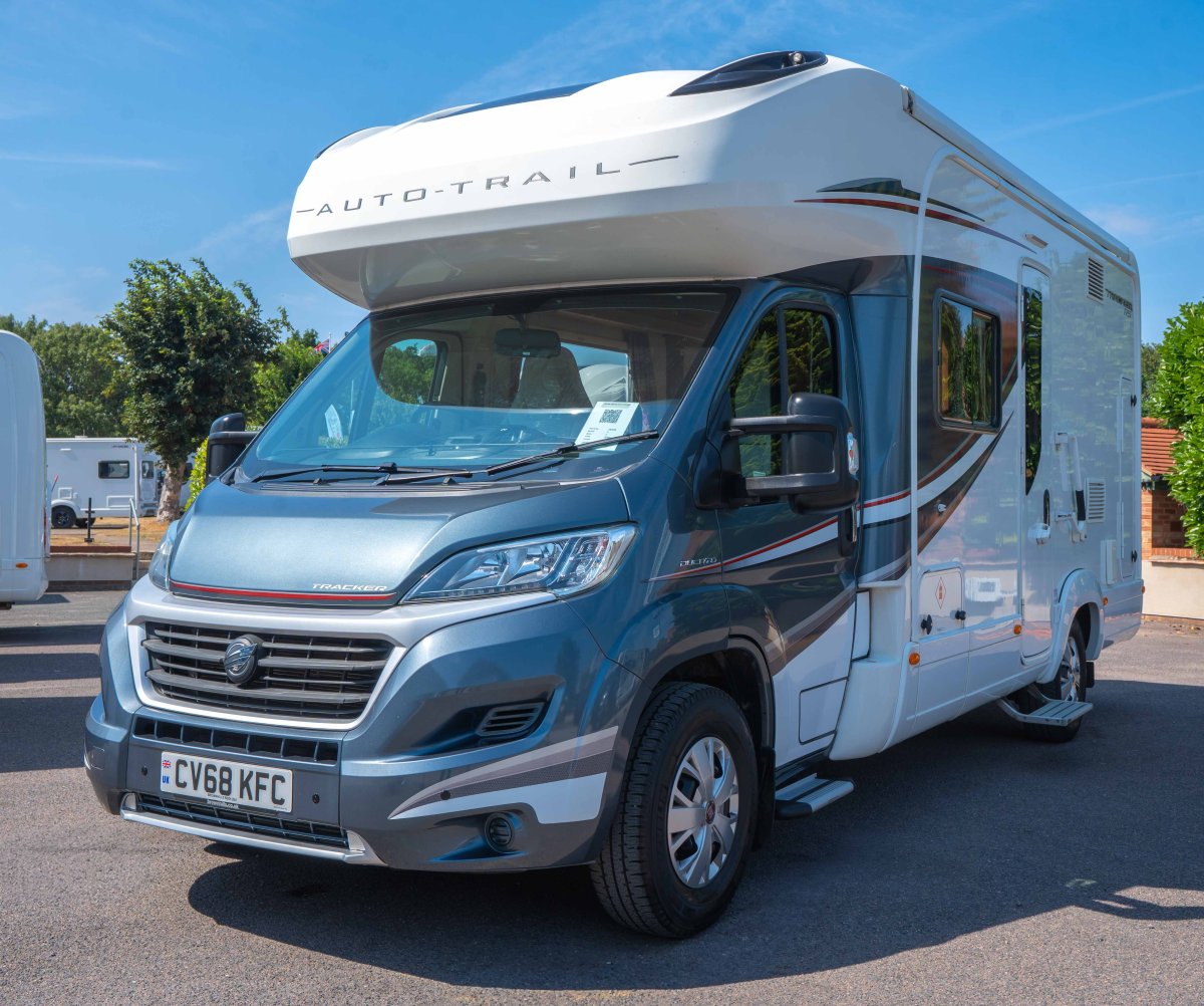 2018 Auto-Trail Tracker RS Lo Line 130BHP