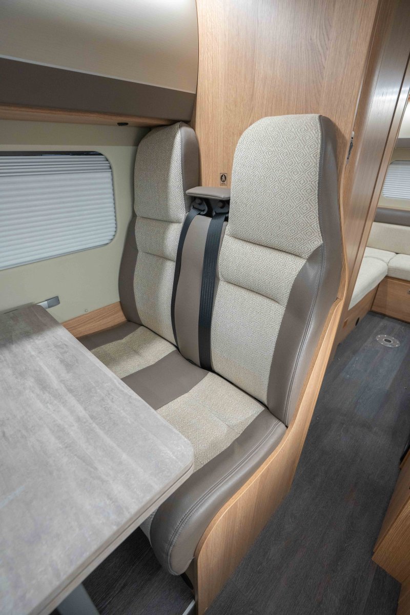 2024 Auto-Trail V-Line 636 Sport 140BHP Auto