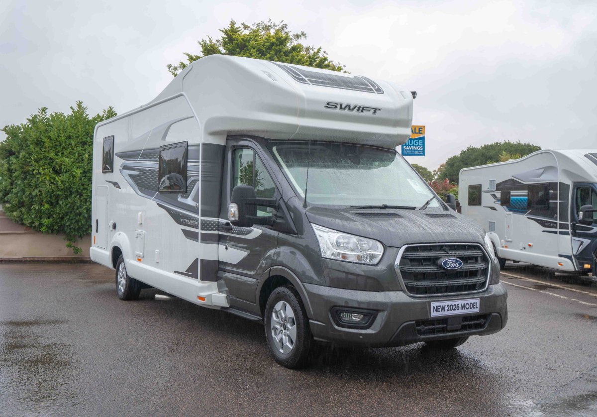 Ford Swift Voyager 485 165BHP Automatic 5-Berth Motorhome
