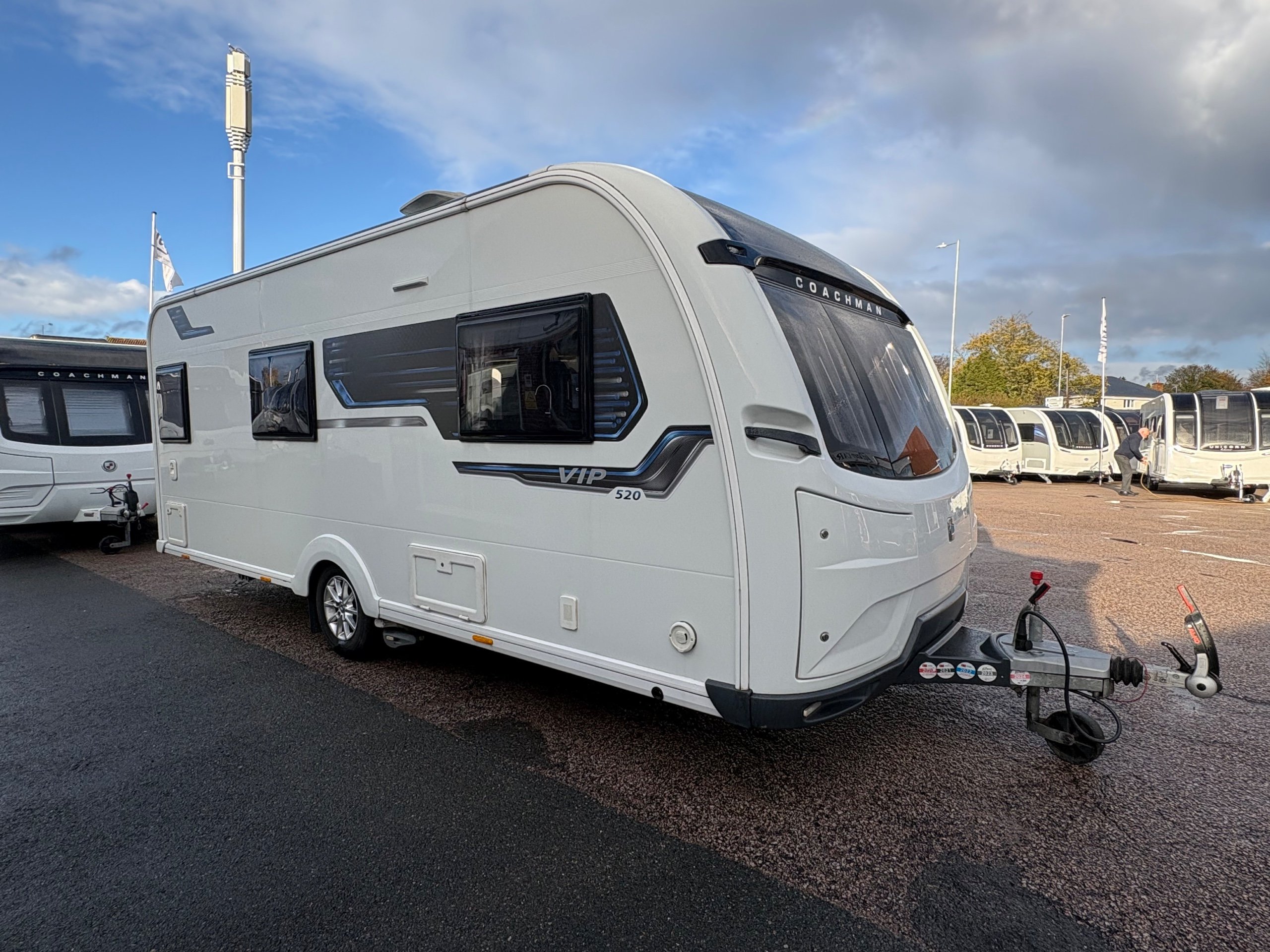2020 Coachman VIP 520
