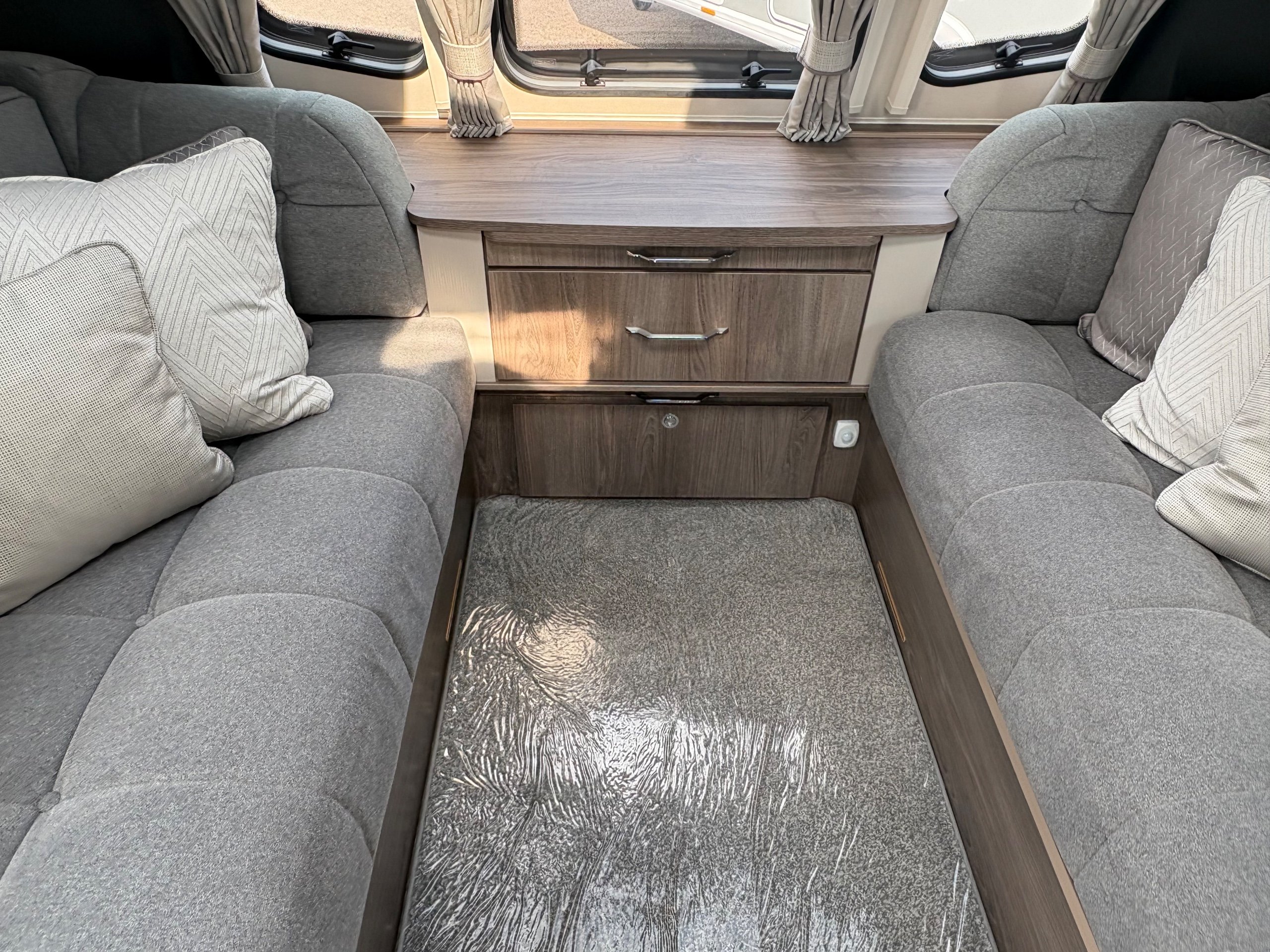 2022 Coachman Laser 575 Xtra