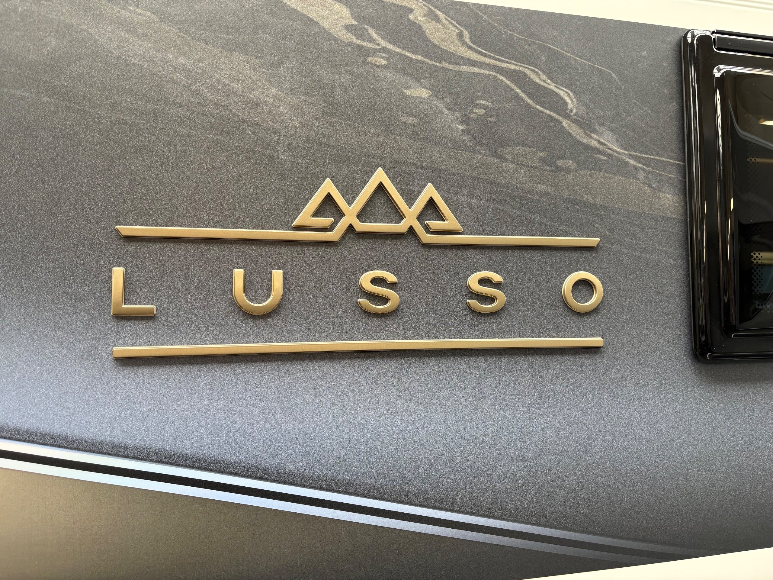 Coachman Lusso 2