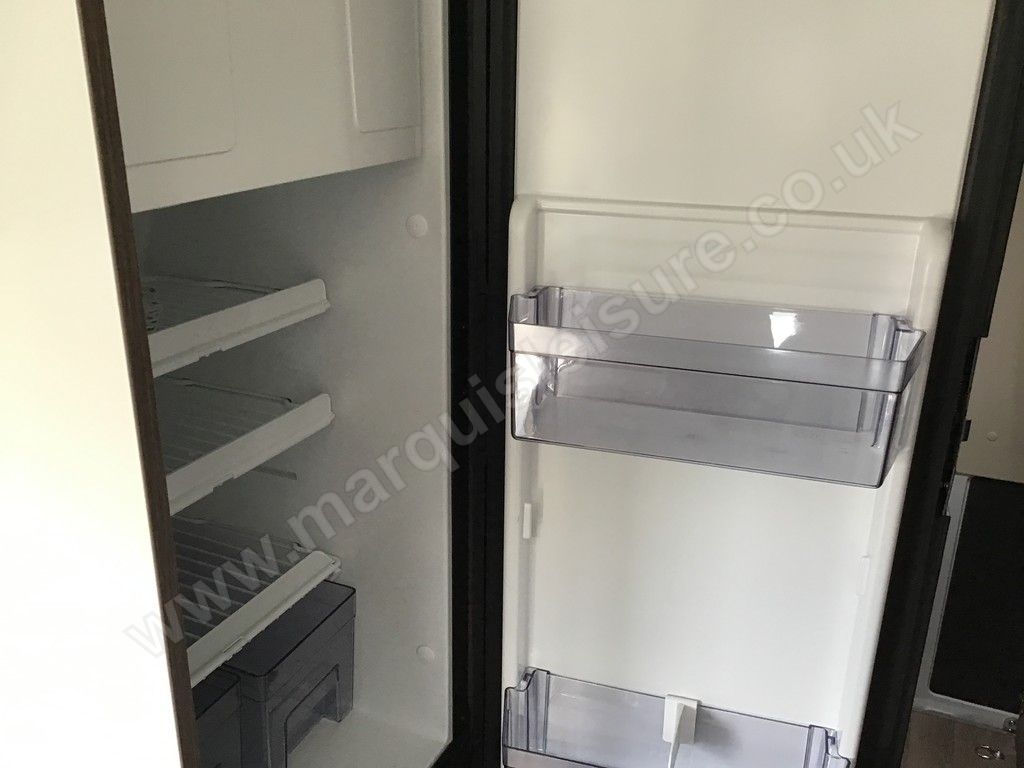 Benimar BENIVAN 144 P