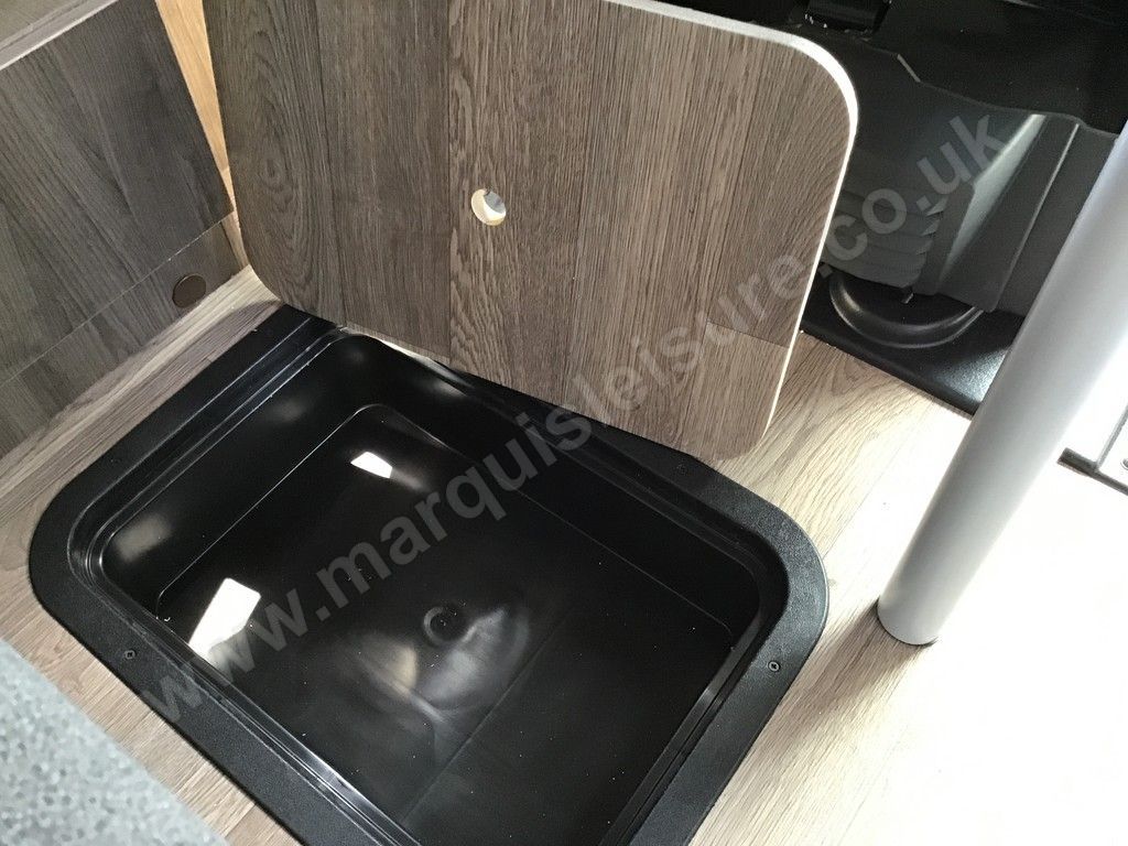 Benimar BENIVAN 144 P