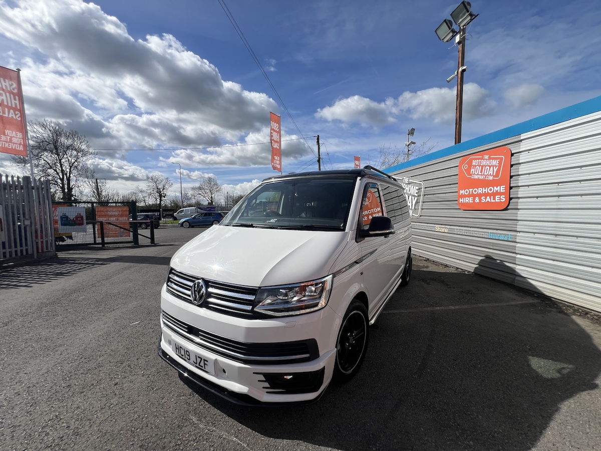 Volkswagen T6.1 T32 Sportline BiTurbo Campervan
