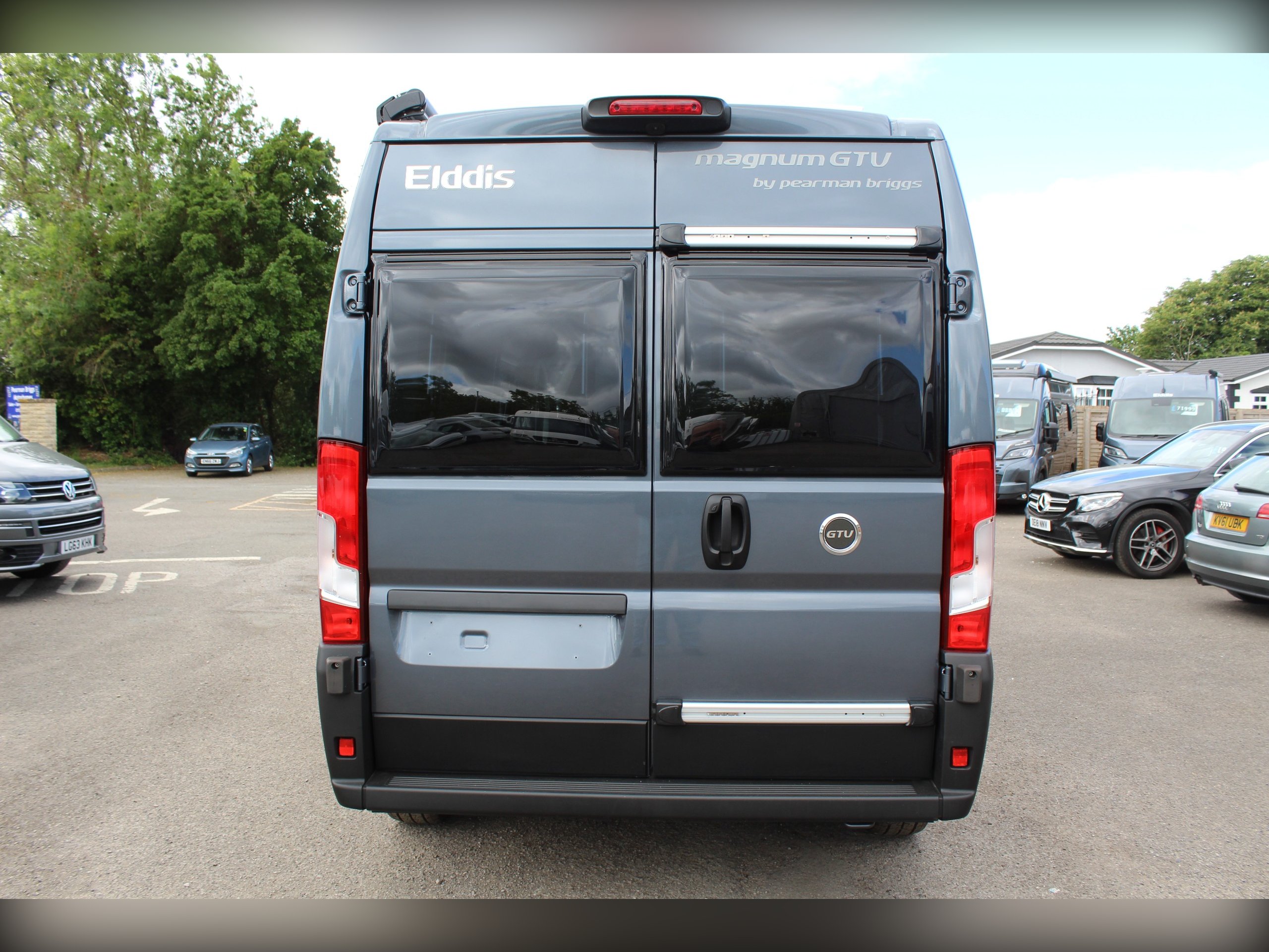 Elddis Autoquest CV20 Magnum GTV