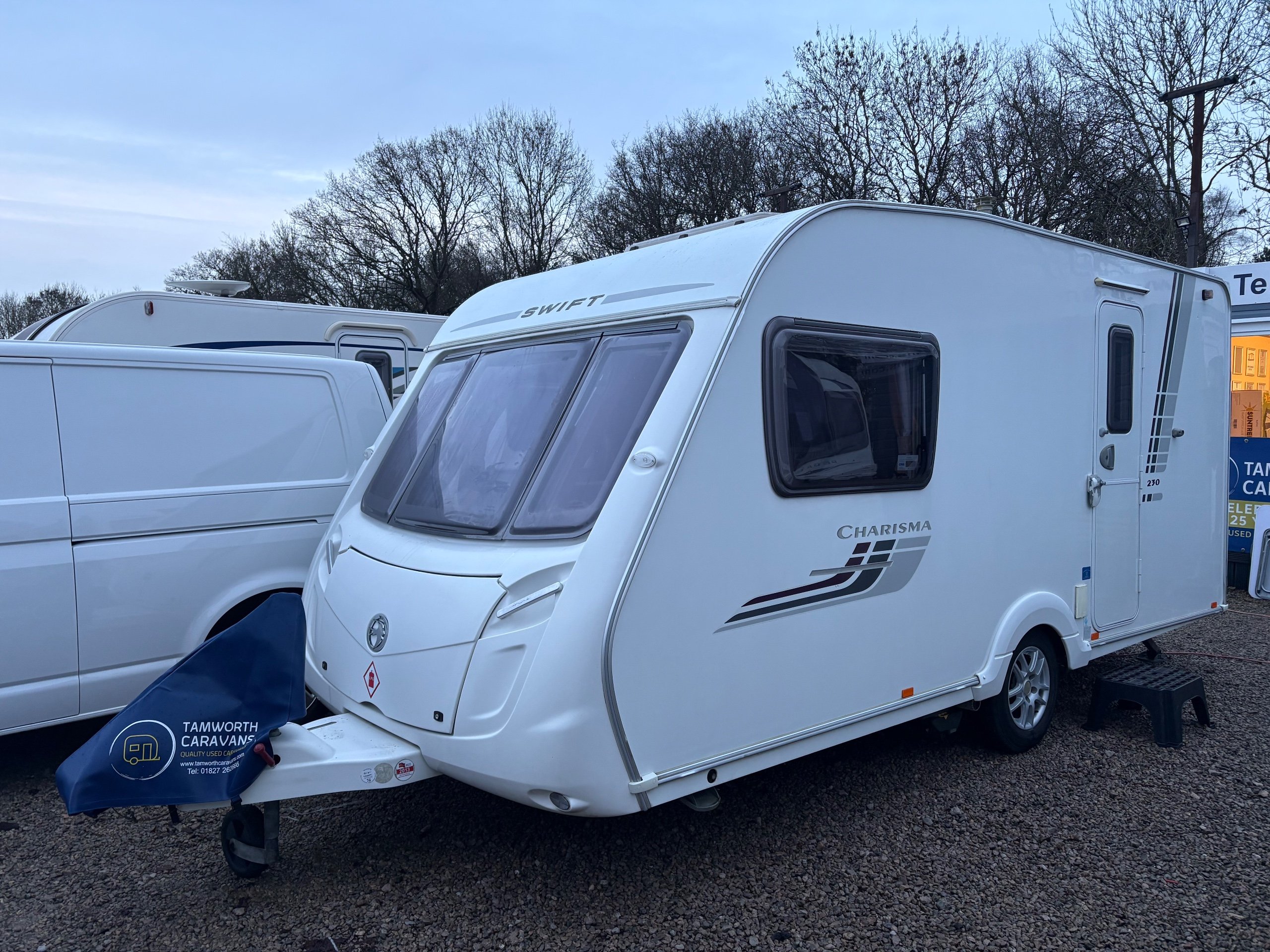 2010 Swift Charisma 230 - Lightweight 2-Berth Caravan with End Washroom