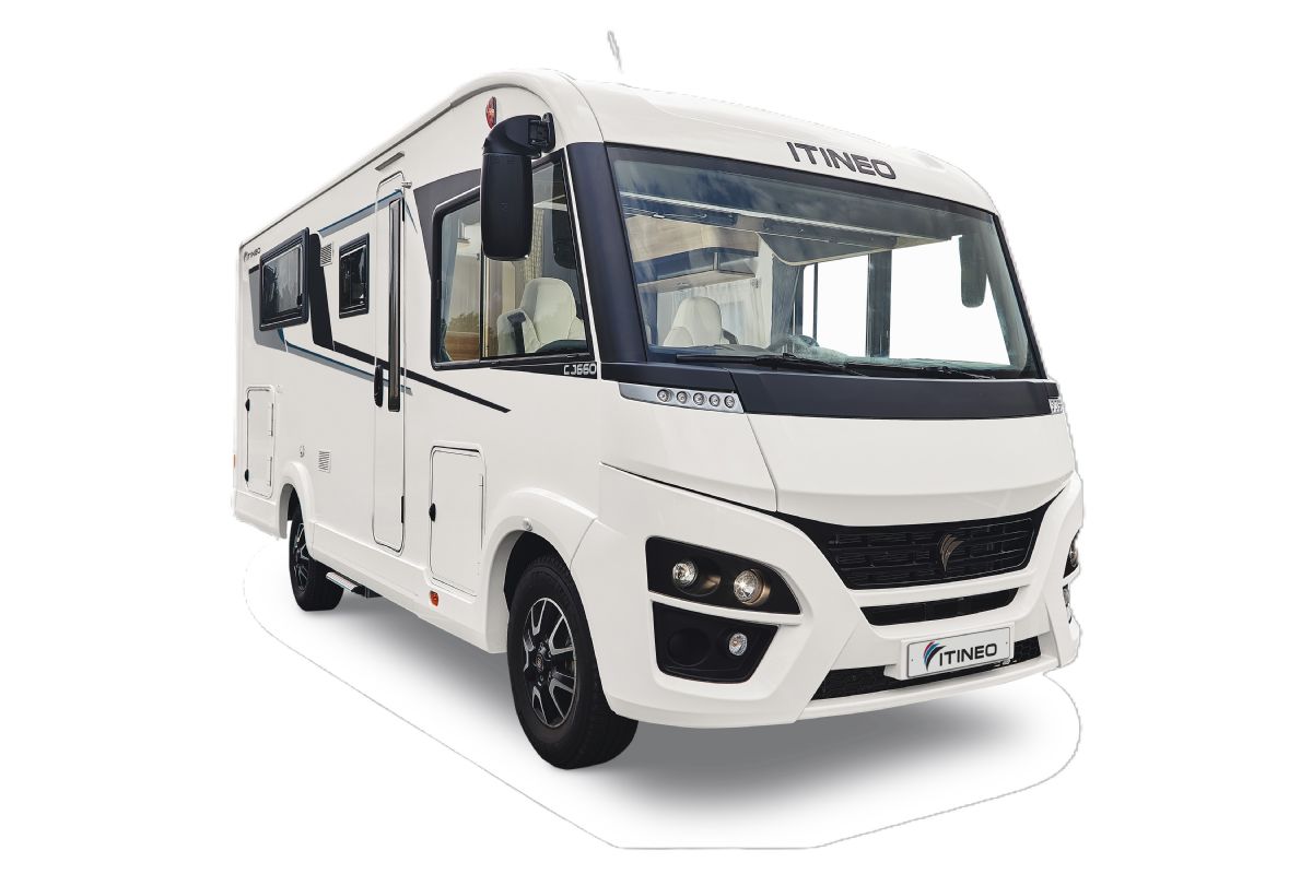 2026 Itineo CJ600 Famili: New 4 Berth Automatic Compact Motorhome