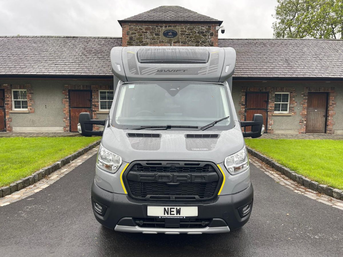 Swift Trekker 594