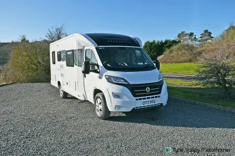 2017 Bessacarr E442 2-Berth Motorhome with Rear-Washroom
