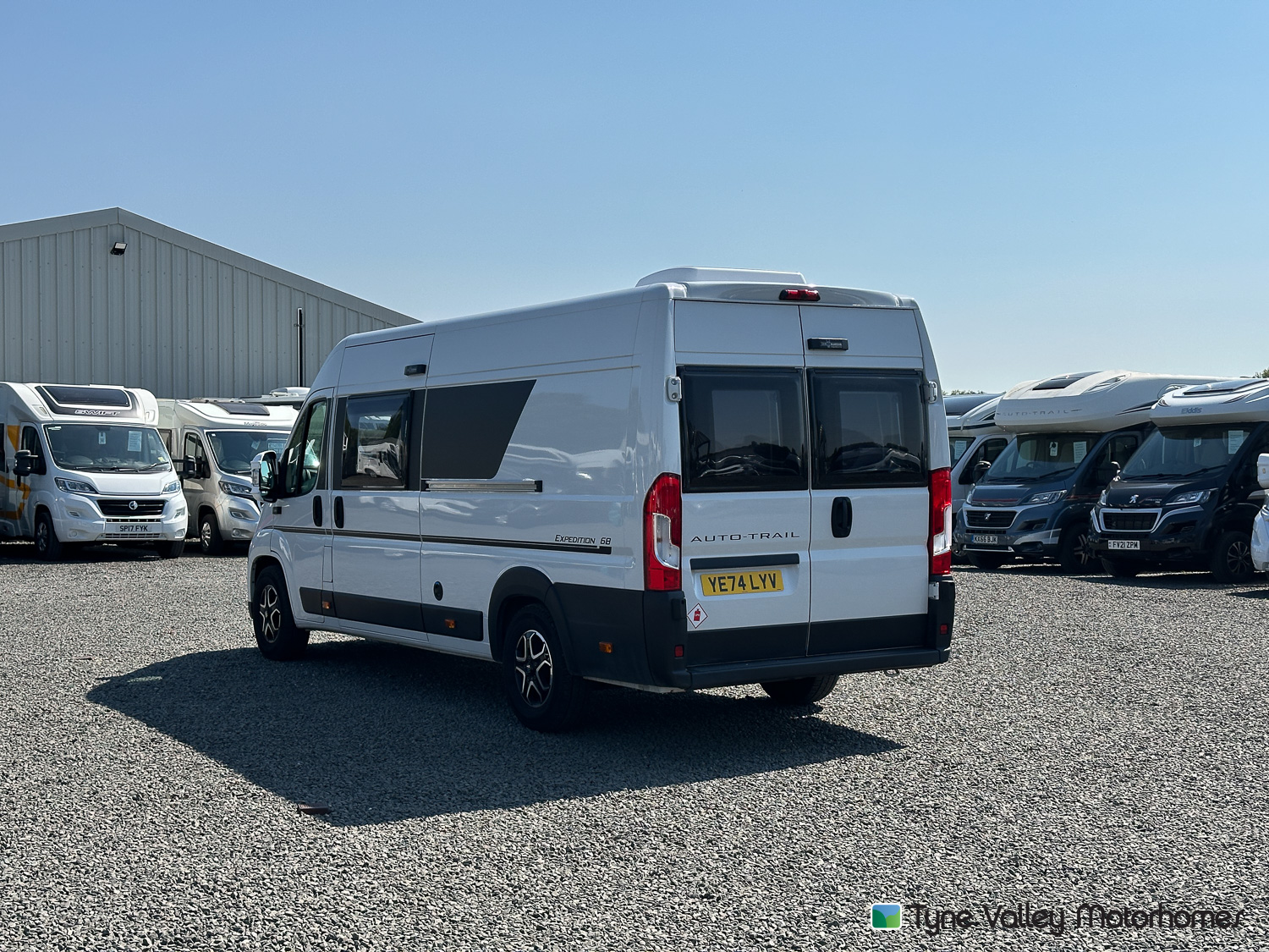 2024 Auto-Trail Expedition 68